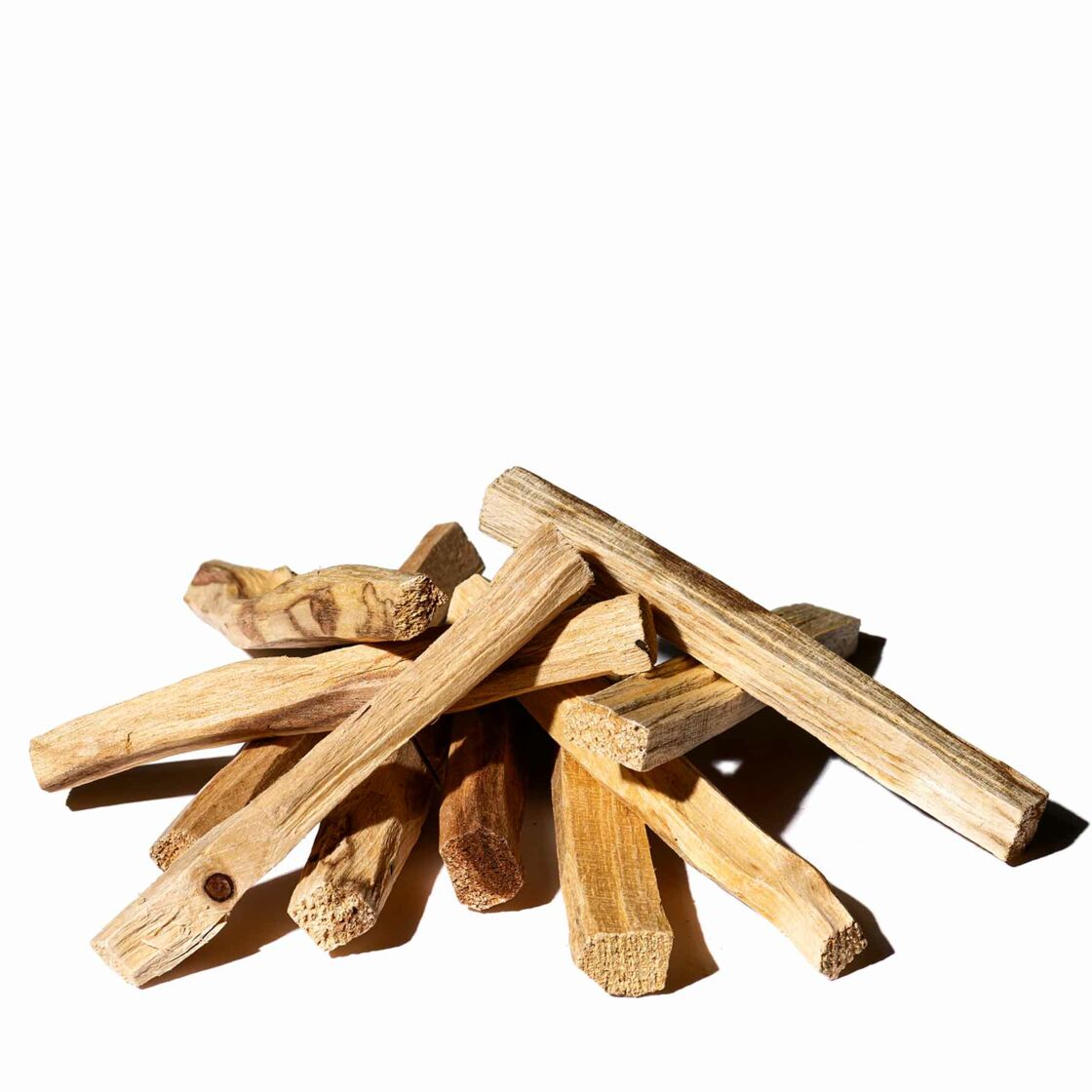 Palo santo wood to purify your home