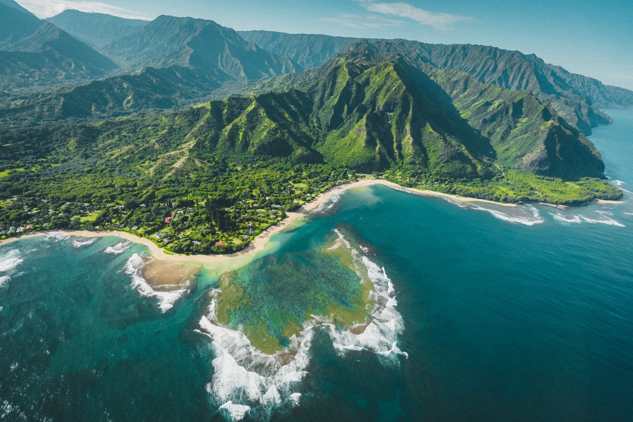 Best destinations to do yoga - Hawaii (Karsten Winegeart)