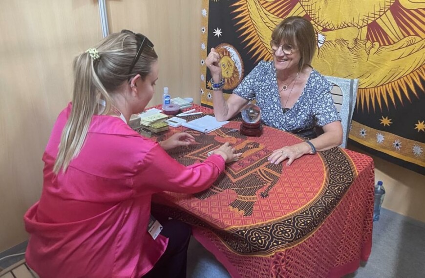 I tested for you: a clairvoyance session at the Foire de Châlons