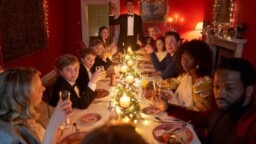 Merry end of the world: review of the last Christmas Eve before the apocalypse