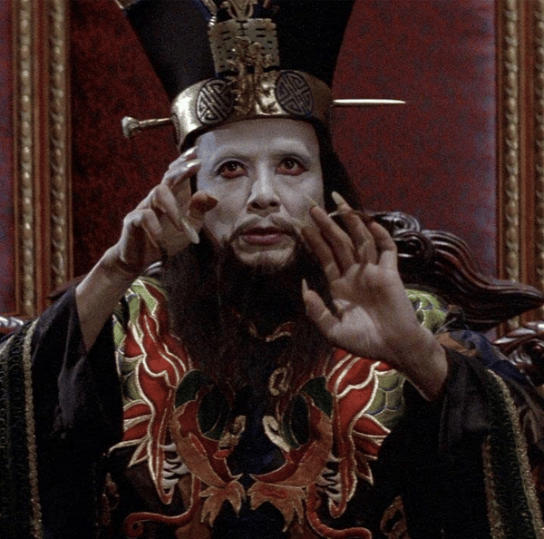 Big Trouble in Little China: the interpreter of the sorcerer Lo