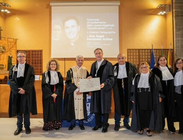 Palermo University, an honorary degree in Pedagogy conferred on the Salesian Don Artime Italpress news agency