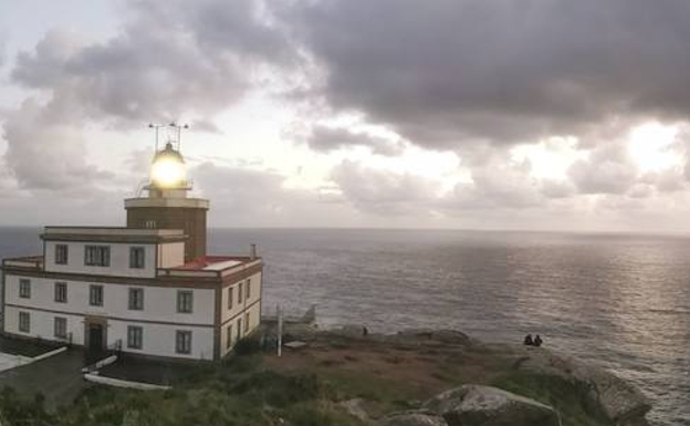 finisterre lighthouse