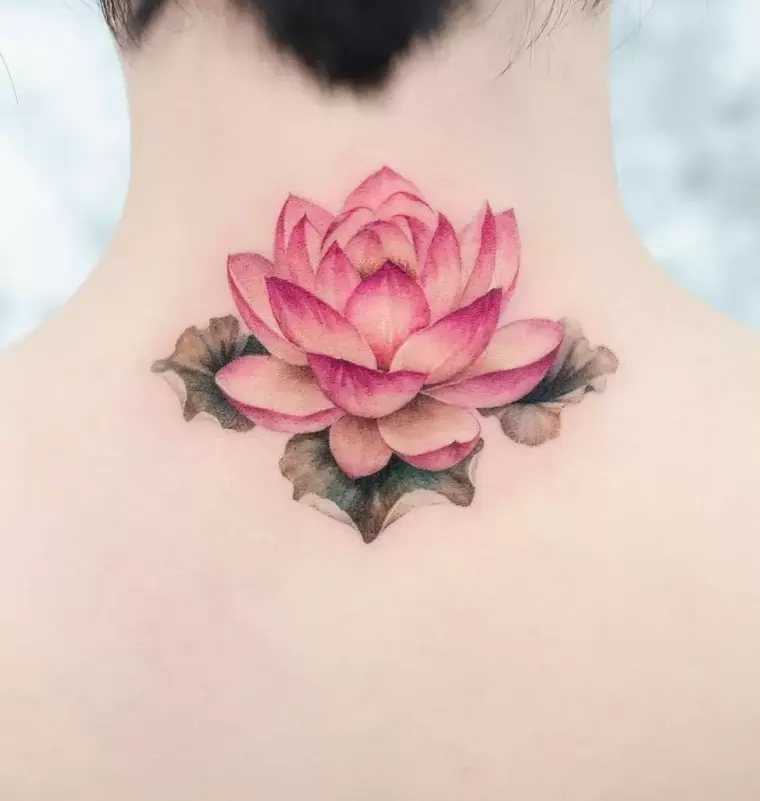 fleur de lotus tatouage dos