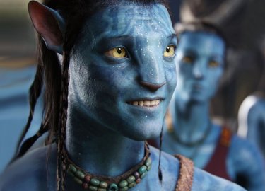A close-up of Jake Sully with Na'vi features in a scene from the movie Avatar