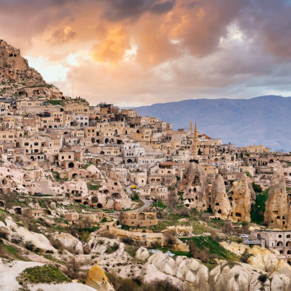 La Cappadoce : entre merveilles géologiques et héritage mystique