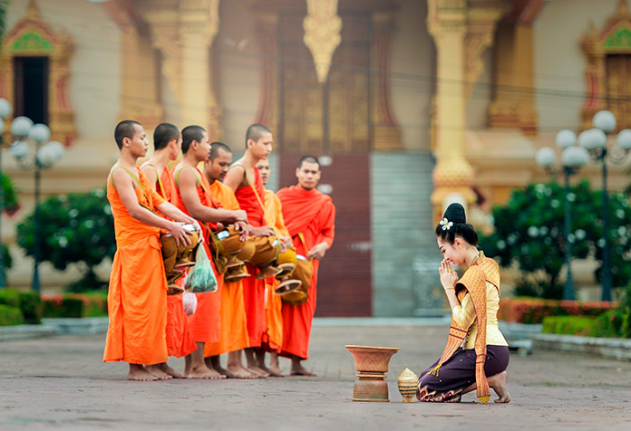 Reunión budista. Pixabay